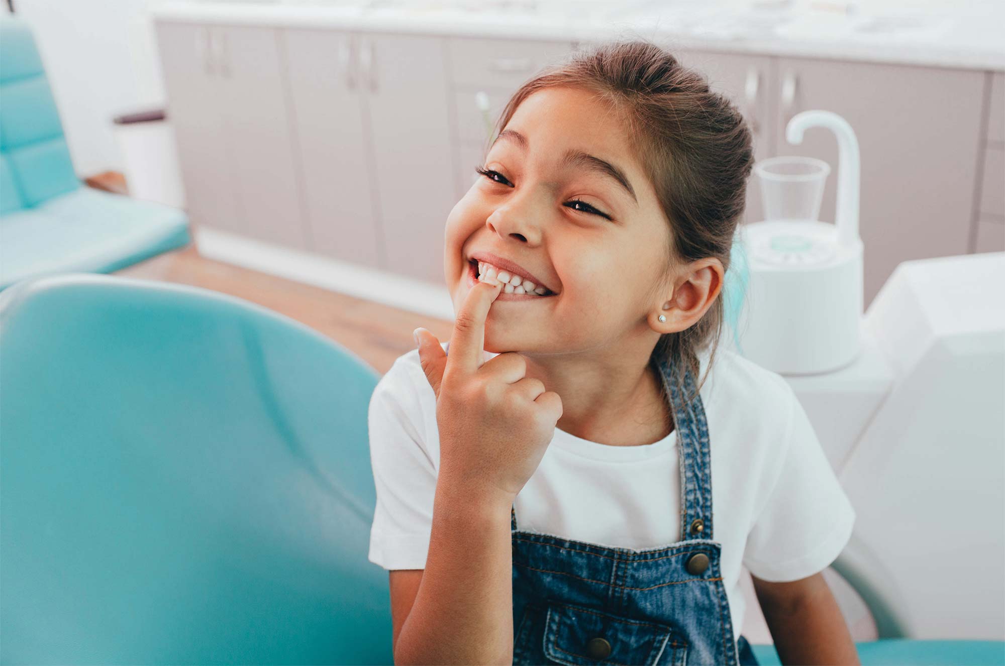 Children's dentist in Upminster - NHS and private care